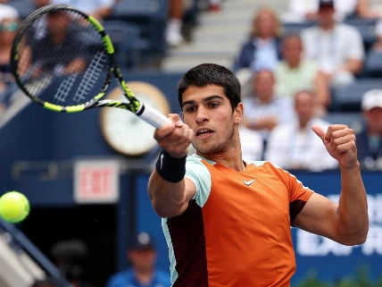 Карлос Алькарас уверенно стартовал на US Open после травмы RUSSPAIN.RU