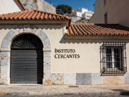 Институт Cervantes готовит возвращение в Гибралтар после 11 лет RUSSPAIN