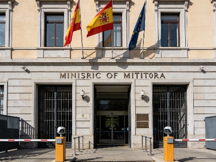 Конфликт между Марлаской и Роблес обострился из-за кризиса в Сеуте RUSSPAIN