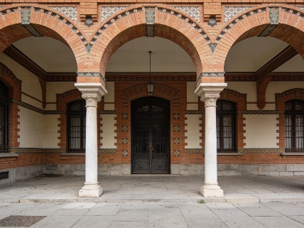 Власти Мадрида требуют выселения Casa Árabe: конфликт с МИД обострился RUSSPAIN