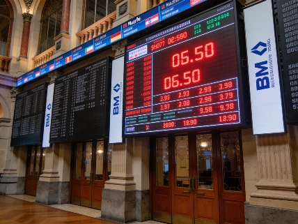 IBEX 35 удержал 19 200 пунктов, но не набрал ход RUSSPAIN.RU