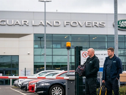 Jaguar Land Rover урезает штат: минус 4 000 человек за два года RUSSPAIN.RU
