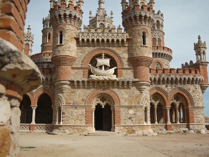 Castillo de Colomares построили врач и два каменщика RUSSPAIN.RU