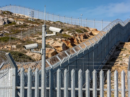 Feijóo требует жёстких мер против Марокко после отчёта полиции по Ceuta RUSSPAIN.RU