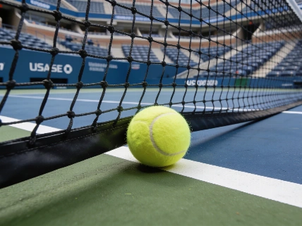 Aryna Sabalenka выходит во второй круг US Open после напряжённого матча RUSSPAIN.RU