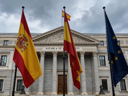 Умер Рамон Эспинар Гальего — первый председатель Ассамблеи Мадрида RUSSPAIN.RU