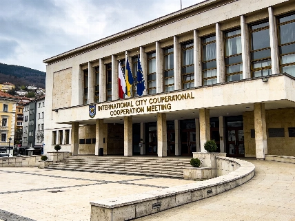 Барселона соберет города-партнеры для помощи Палестине и Балканам RUSSPAIN.RU