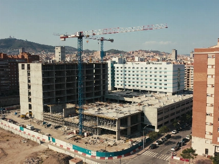 Новый госпиталь Clínic: 1,7 млрд евро, жильё и метро для Л’Оспиталет RUSSPAIN.RU
