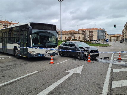 ДТП с автобусом в центре Леона вызвало масштабные пробки RUSSPAIN.RU