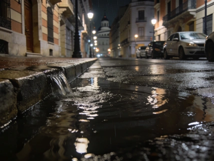 Ливни в Валенсии и Барселоне: улицы под водой, тревога на телефонах RUSSPAIN.RU