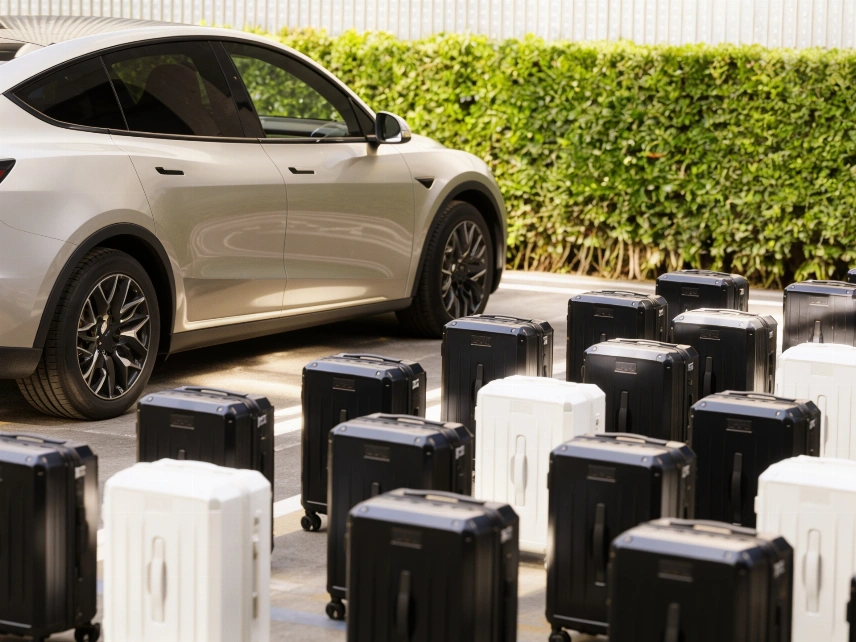 Tesla показала, сколько багажа вмещает новый Model Y L RUSSPAIN