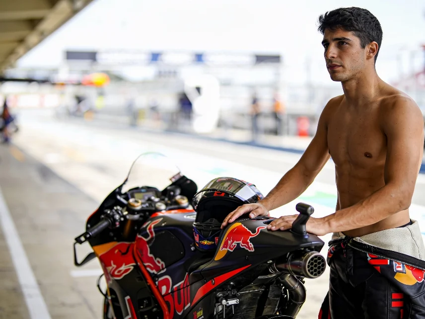 Марк Маркес вернулся: соперники признают его силу после триумфа в MotoGP RUSSPAIN