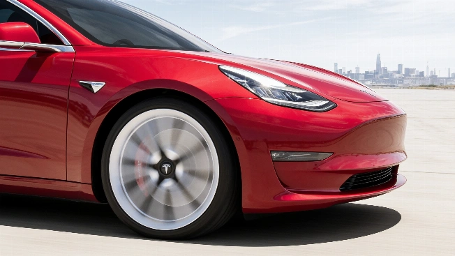 Tesla вынуждена выкупить Model 3 и Model Y из-за несоответствия стандартам США RUSSPAIN