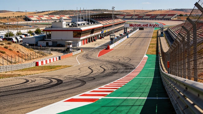 Победа Алонсо Лопеса в Moto2: серия без побед прервана RUSSPAIN