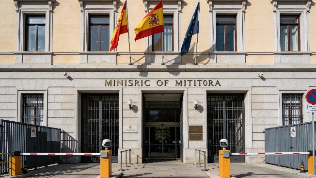 Конфликт между Марлаской и Роблес обострился из-за кризиса в Сеуте RUSSPAIN