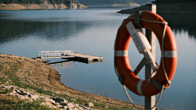 Мужчина утонул в спокойной воде на водохранилище Аллос RUSSPAIN.RU
