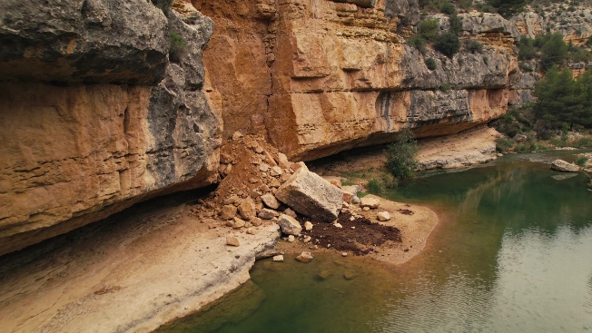 Девочка погибла из-за обрушения скал в зоне отдыха La Fontcalda RUSSPAIN