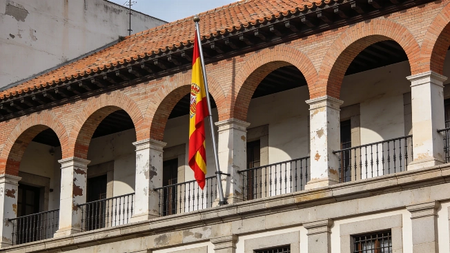 Гарсия-Пахе: Санчес держится за власть, уступая радикалам RUSSPAIN.RU