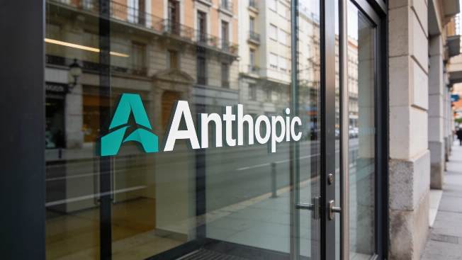 Anthropic открывает офис в Мадриде и требует замедлить развитие ИИ RUSSPAIN.RU