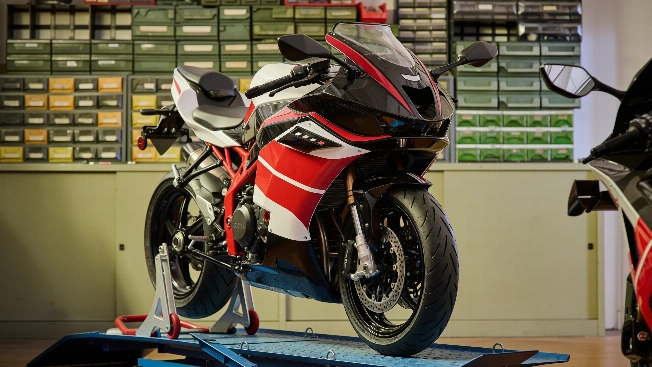 Bimota выпустила спортивный мотоцикл для владельцев A2 — и это сенсация RUSSPAIN