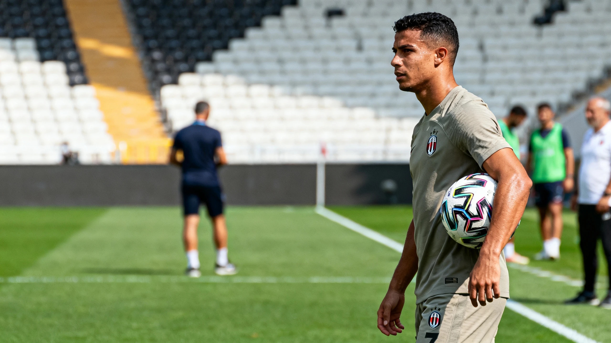 Почему интерес к Бералдо может изменить состав Galatasaray в новом сезоне RUSSPAIN