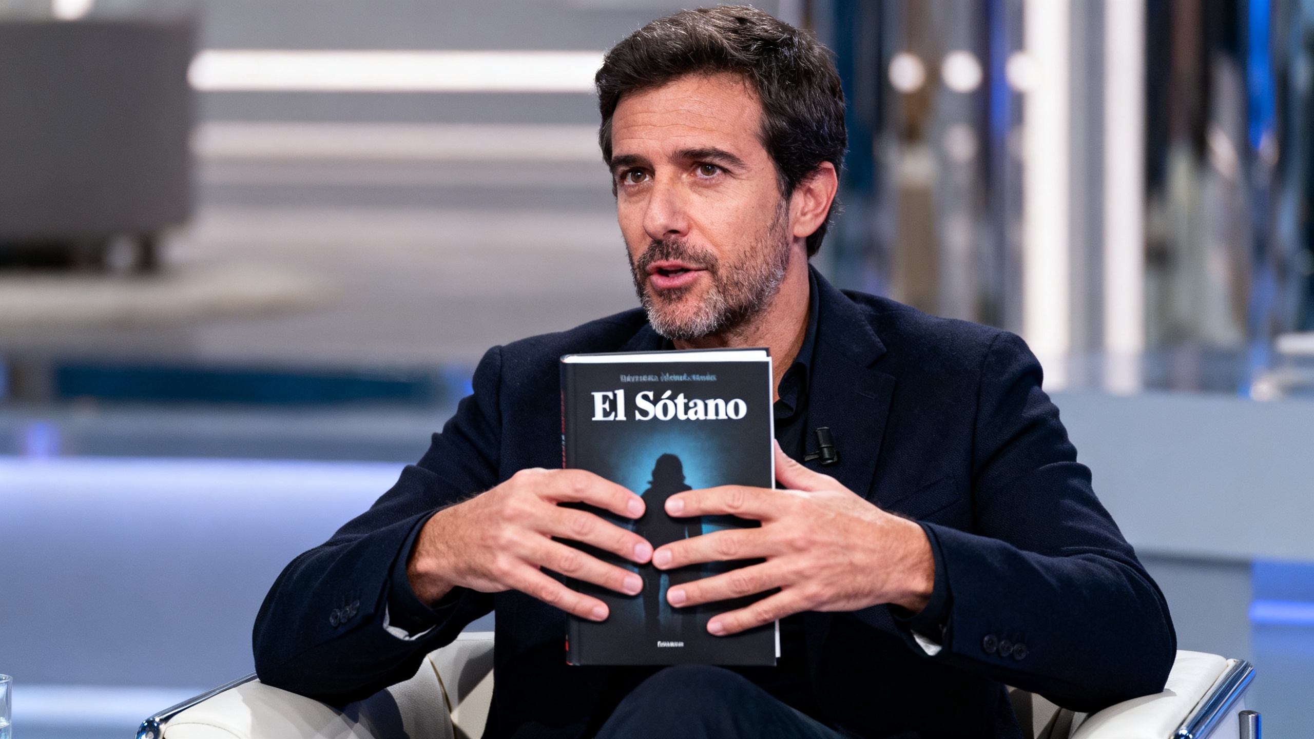 Ведущий Pasapalabra объяснил, как тревожная ночь вдохновила его на сюжет книги RUSSPAIN