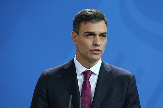 Премьер-министр Испании встрял в склоку по поводу экологичности мяса RUSSPAIN