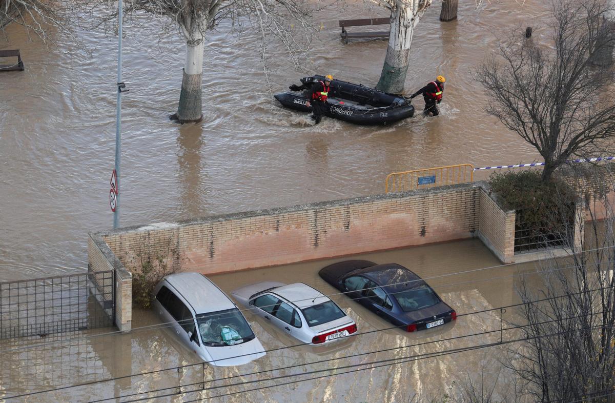 La espectacular crecida del río Ebro, en imágenes RUSSPAIN