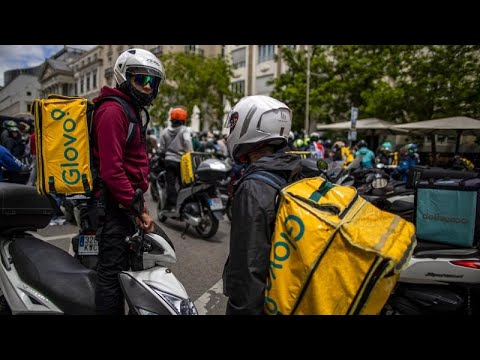 Доставщики еды как платформенные рабочие бьются за трудовые права RUSSPAIN