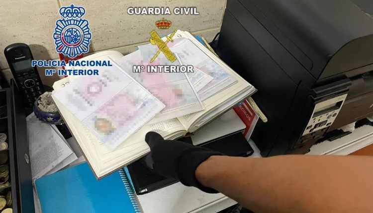 Испания. Тенерифе. Задержаны члены мафии, что доставляет нелегалов RUSSPAIN
