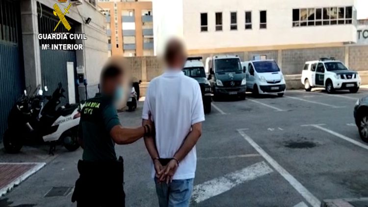В Торревьехе (Испания) за множество краж со взломом задержан украинец RUSSPAIN
