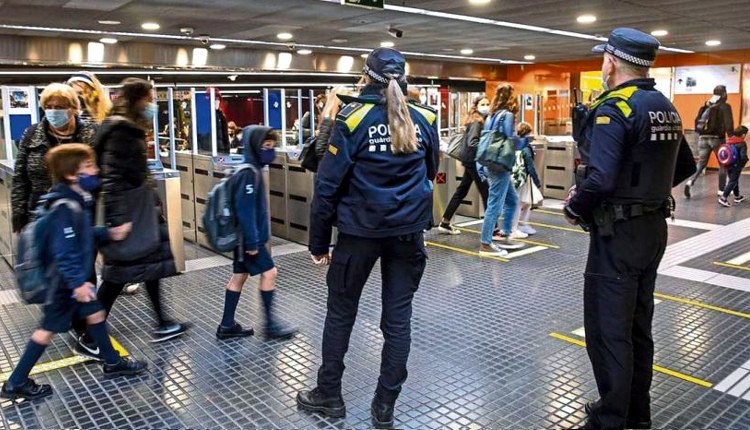 Грабители терроризируют школьников в самом богатом районе Барселоны RUSSPAIN