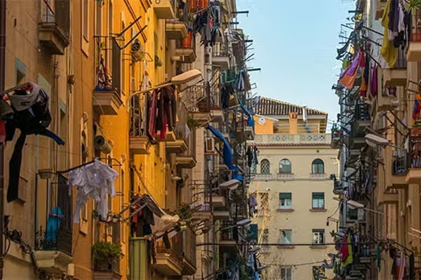 La Barceloneta - Uno de los barrios más populares de Barcelona RUSSPAIN.RU © russpain.ru