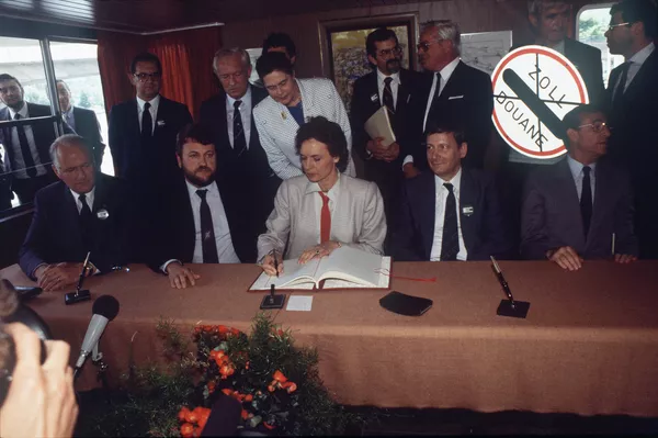 Подписание Шенгенского соглашения, 14 июня 1985 RUSSPAIN