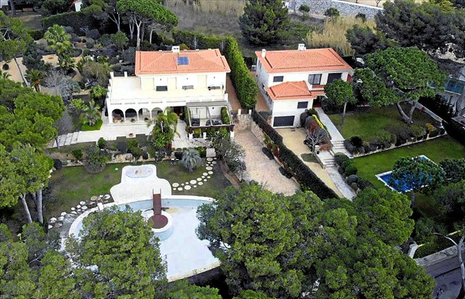 Las Villas de Artyakov en la urbanización de SAgaró. RUSSPAIN