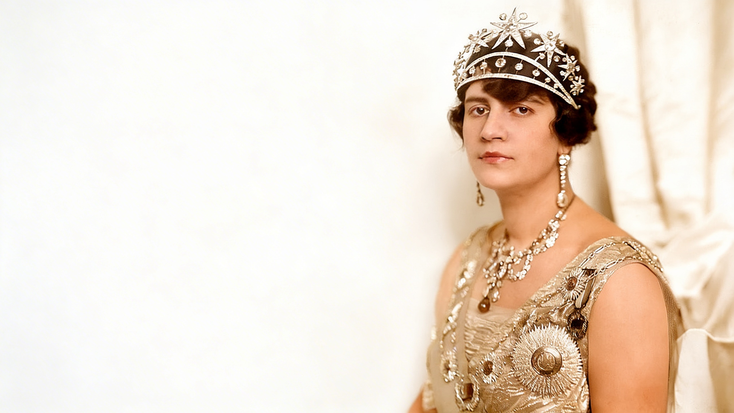 Сорайя Тарзи — реформы, изменившие роль женщин в Афганистане RUSSPAIN