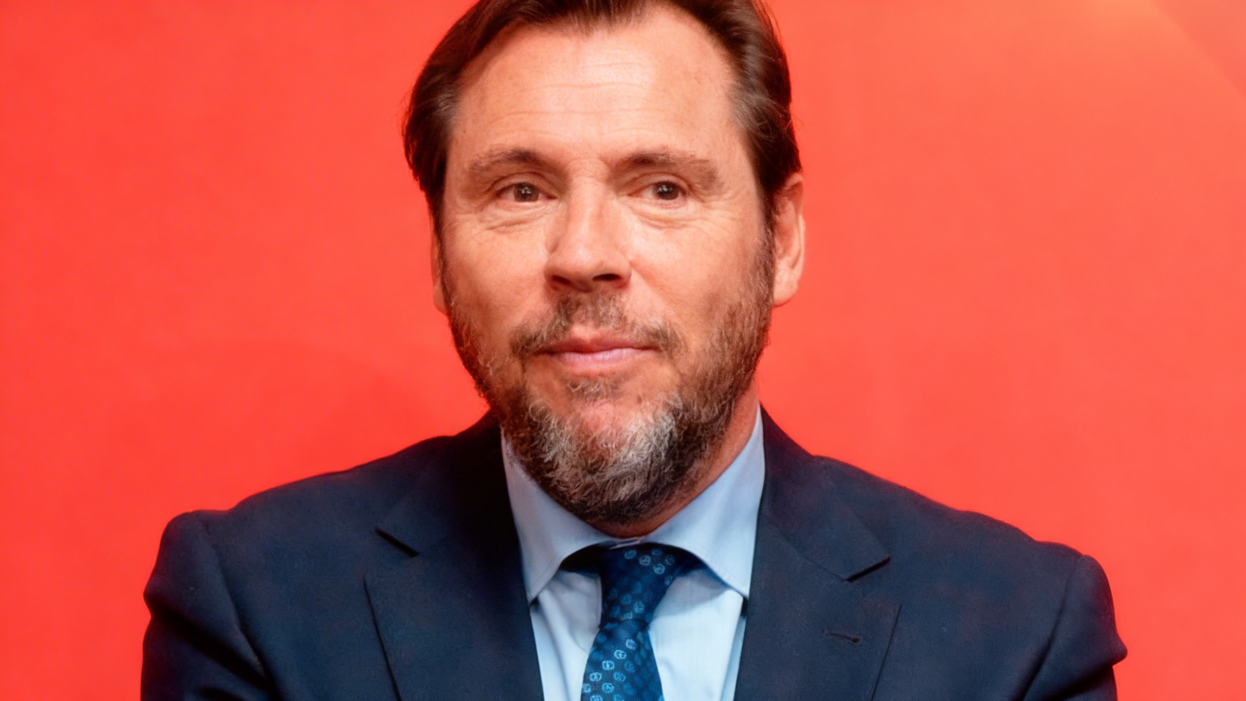 Пользователи сравнили молодого Óscar Puente с музыкантами 80-х RUSSPAIN