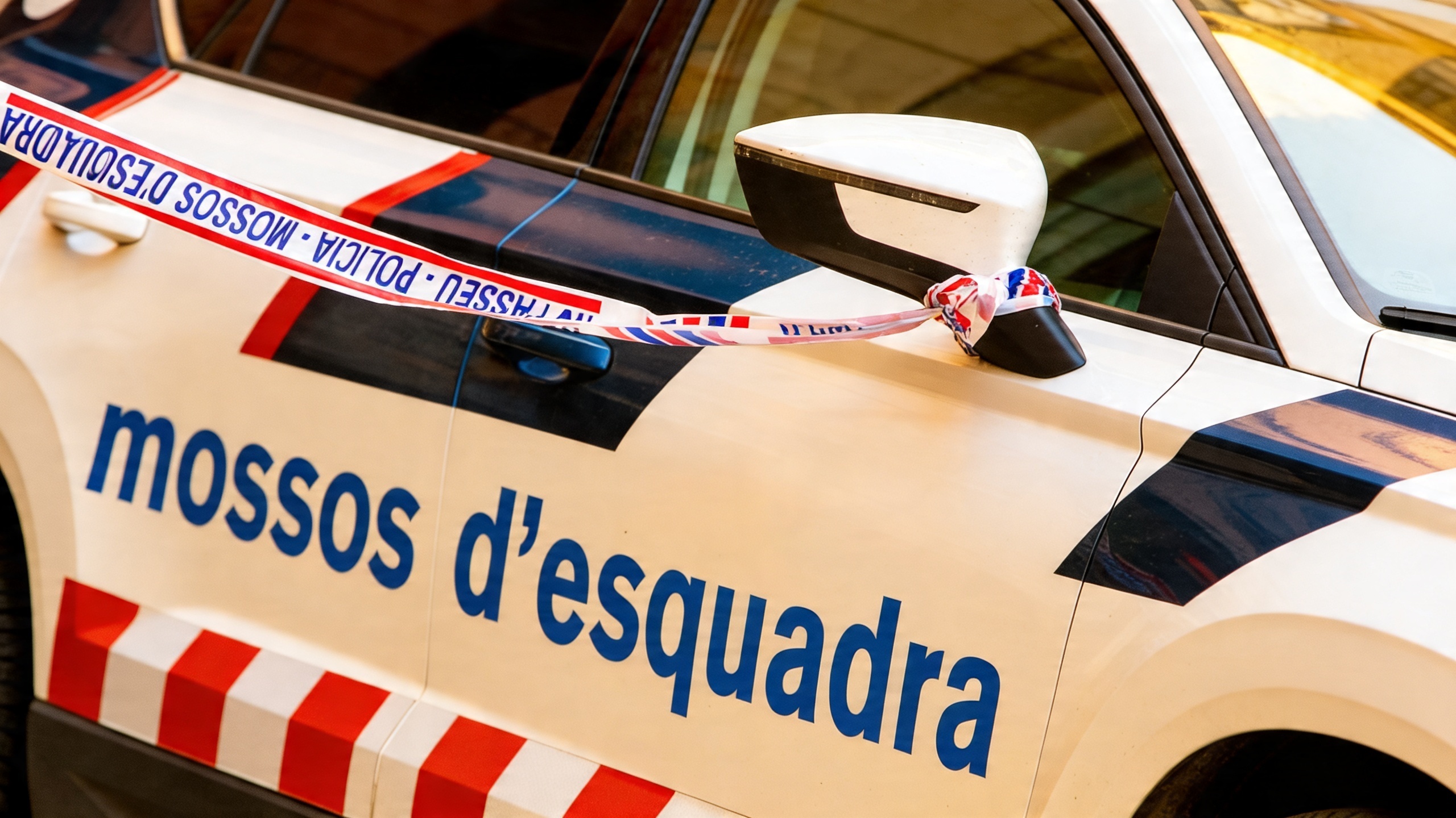 Полиция расследует гибель 53-летнего мужчины на площади Meguidó RUSSPAIN