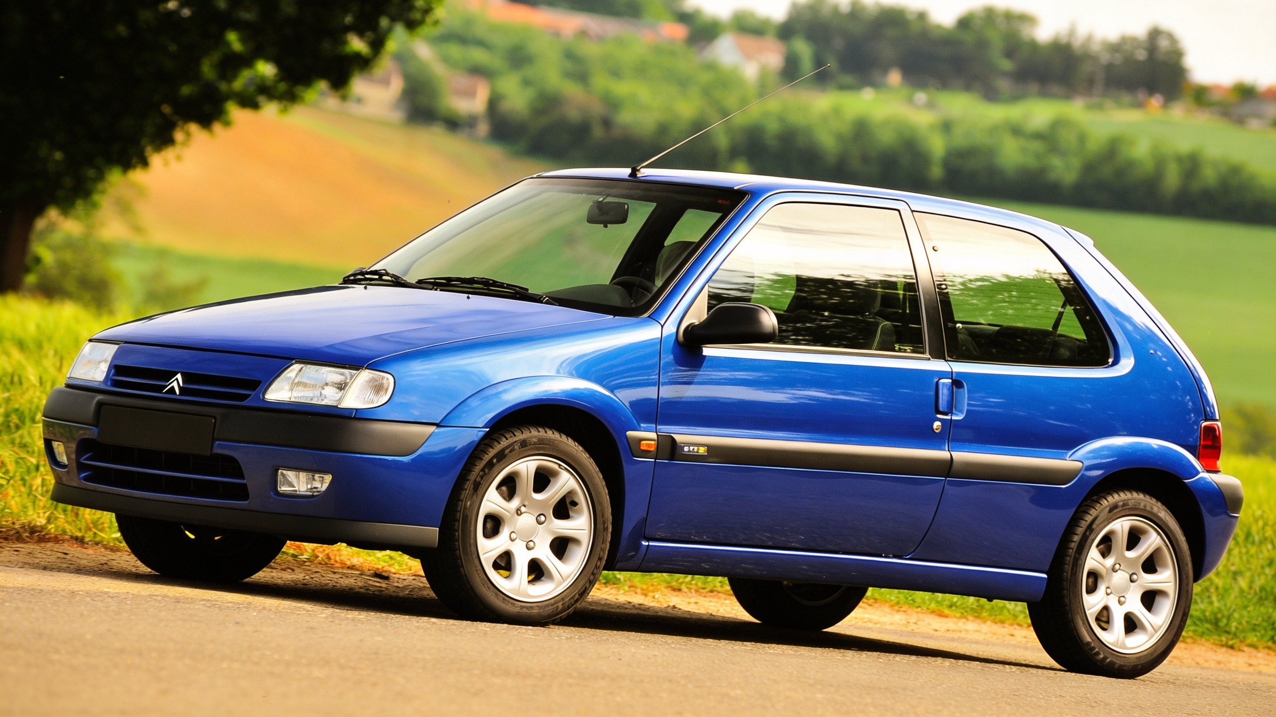Почему Saxo VTS до сих пор остается эталоном для испанских автолюбителей и автоспортсменов RUSSPAIN