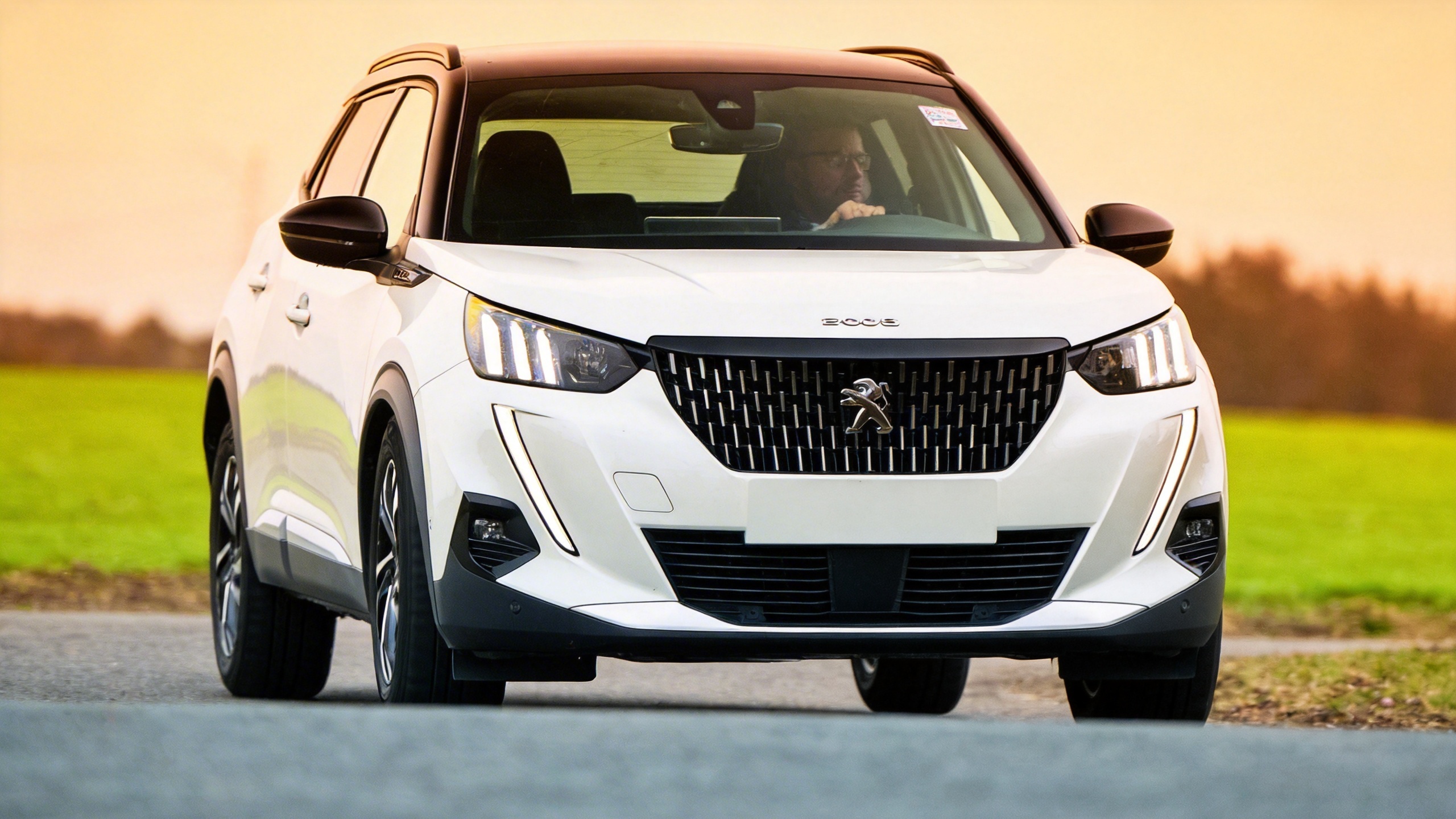 Владельцы Peugeot 2008 не ожидали: новая гарантия вскрыла главный риск RUSSPAIN