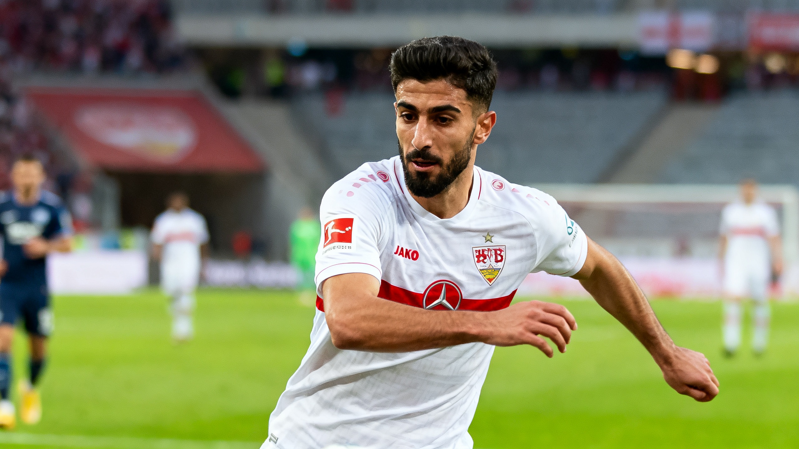 Форвард VfB Stuttgart с курдско-езидским прошлым из Турции оказался в центре внимания RUSSPAIN