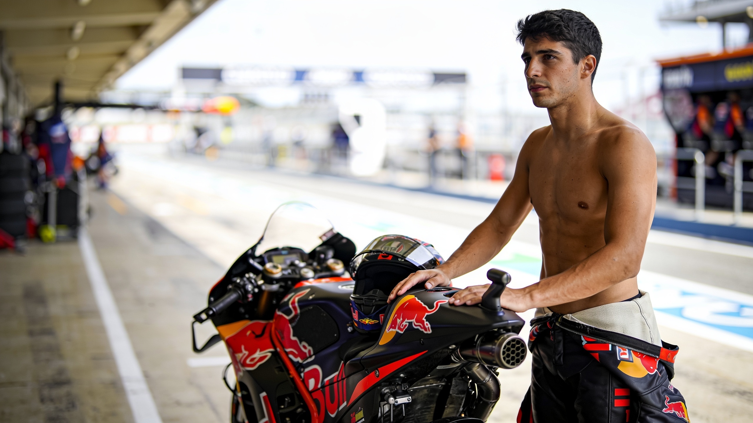 Марк Маркес вернулся: соперники признают его силу после триумфа в MotoGP RUSSPAIN